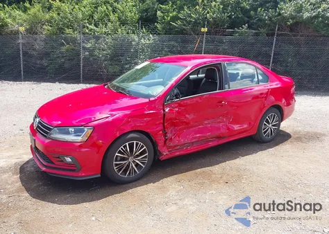 2018 Volkswagen Jetta 1.4T Se/1.4T Wolfsburg Edition from USA, damaged, VIN 3VWDB7AJXJM236405